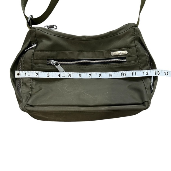 Free Spirit Nylon Crossbody Sling Shoulder Bag – Olive Green - Picture 11 of 14